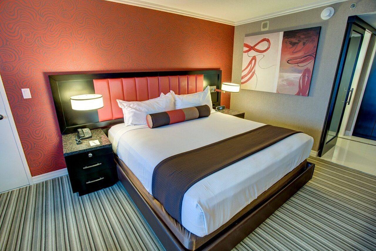 Resort Golden Nugget & Casino 4*