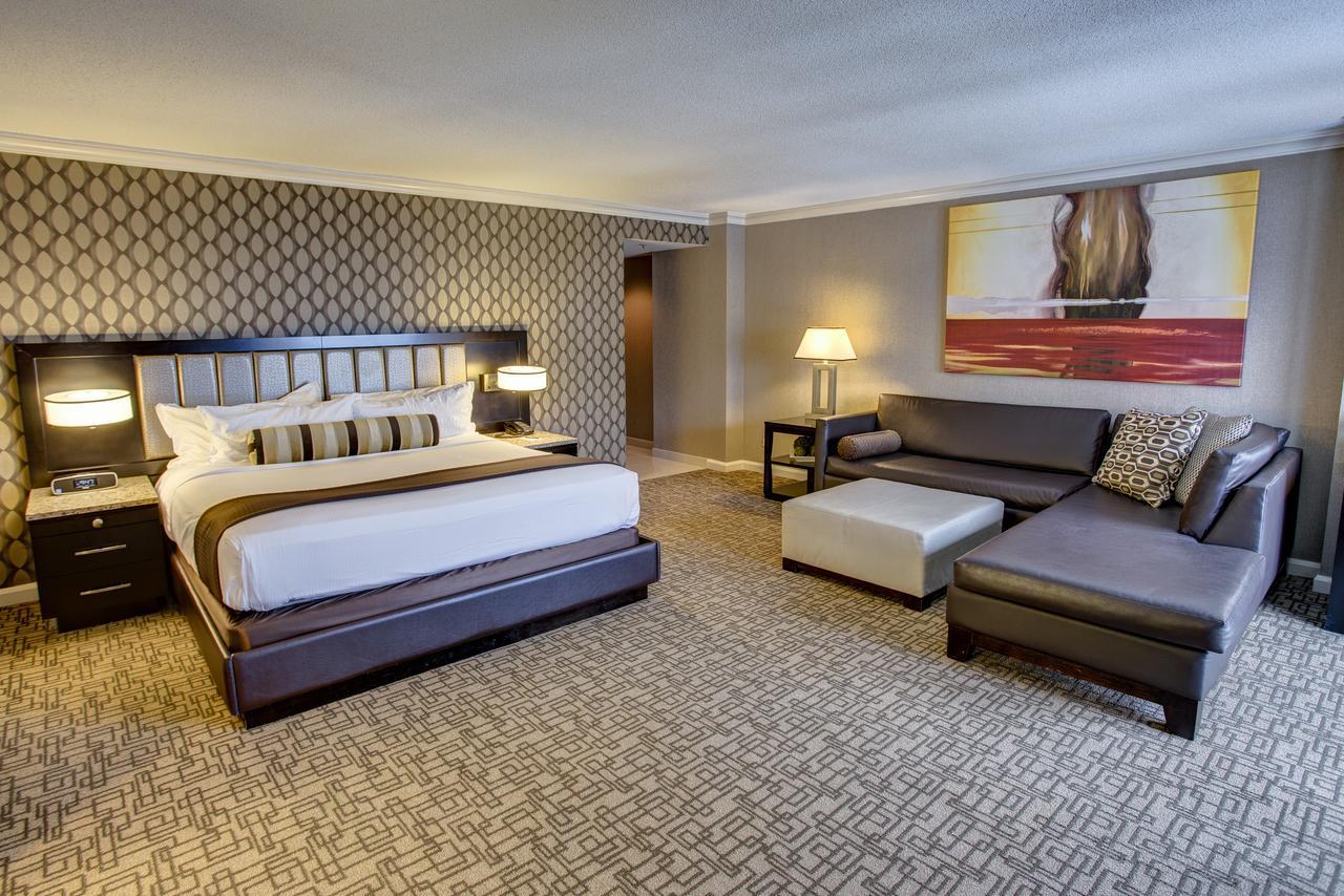 Golden Nugget & Casino Resort